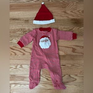 New w/out Tags Carter's Just One You Christmas Onesie and Hat Size 6 Months